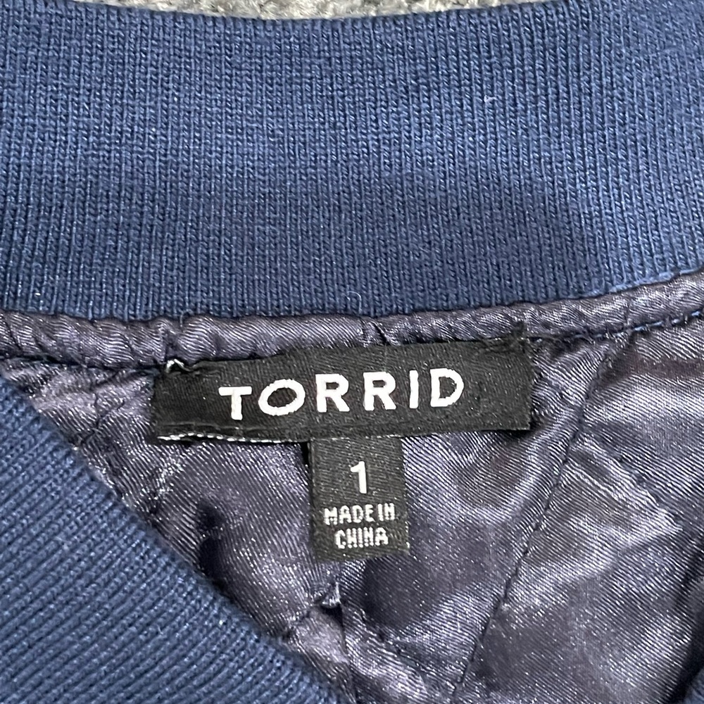Cute bomber jacket - Picture 2 of 3